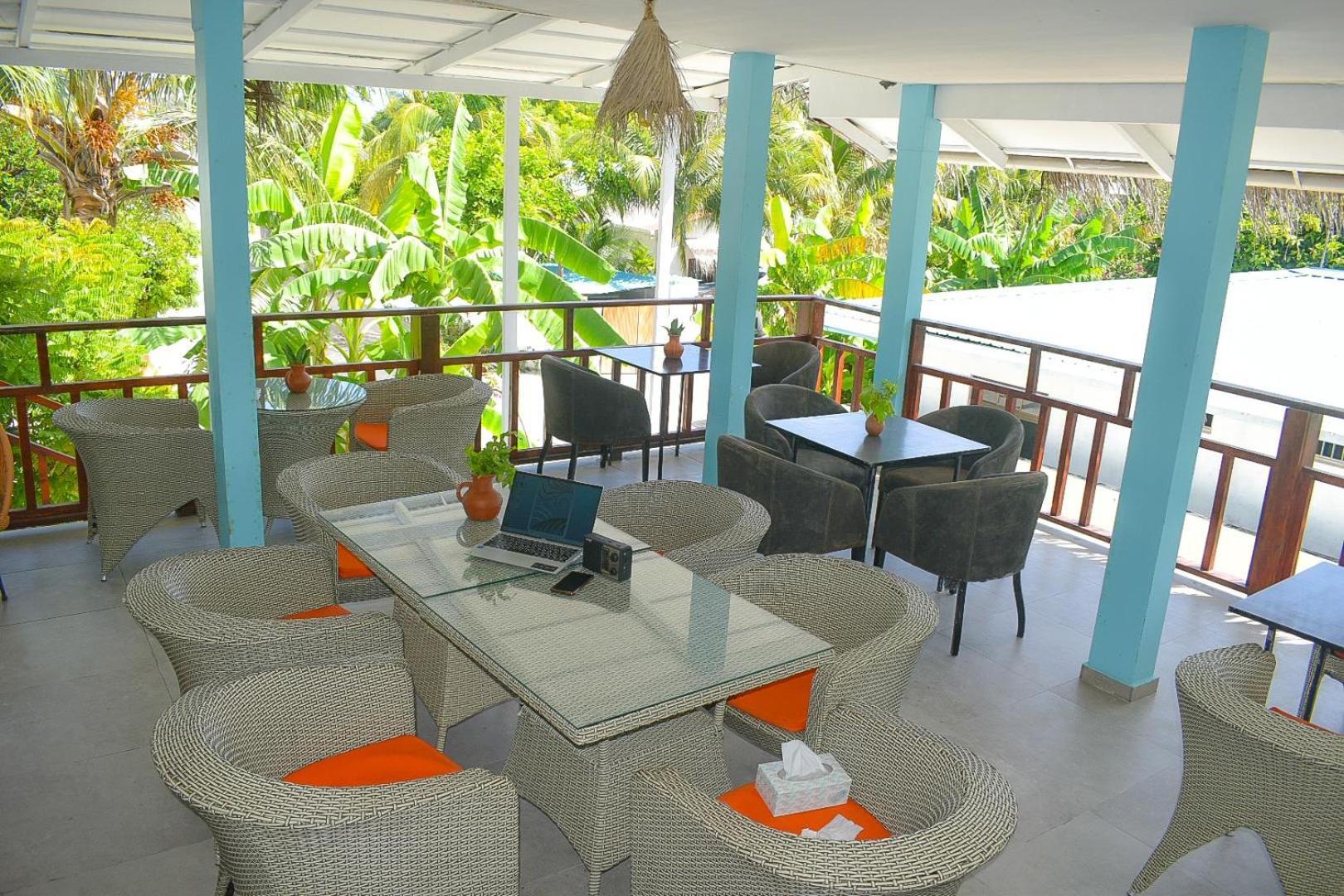 Hotel Azaya Beach Maldives Thulusdhoo Esterno foto